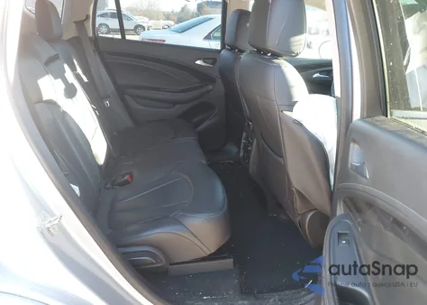 2019 Buick Envision Awd Essence z USA, uszkodzony, nr VIN LRBFX2SA2KD088857